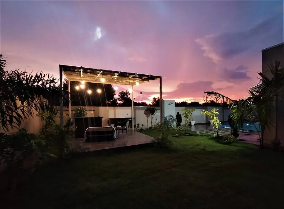 Nine Hill Villa - 2Bhk Private Villa With Pool Udaipur
